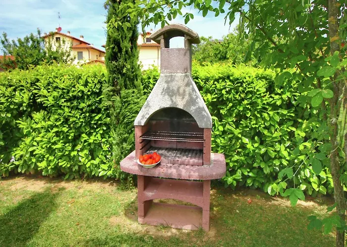 A Cottage Wrapped In Cypress Dreams 펜션