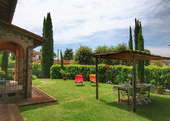 A Cottage Wrapped In Cypress Dreams Nyaraló *