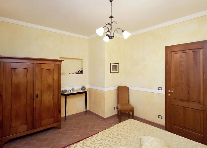 A Cottage Wrapped In Cypress Dreams Lucignano