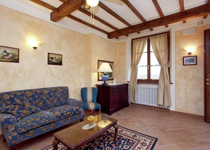 A Cottage Wrapped In Cypress Dreams * Lucignano